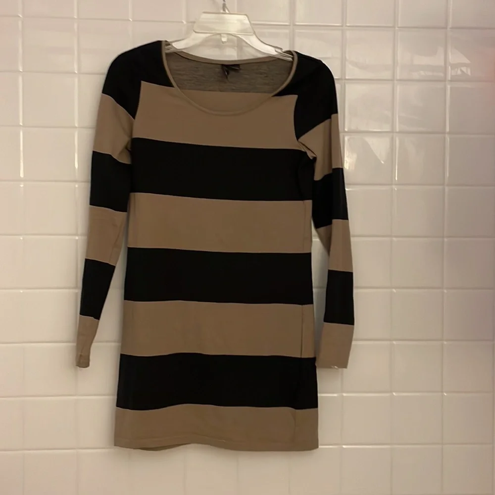 DIVIDED (by H&M) stripes dress or tunic, size 6. Colors tan and black. Stretchy - Picture 4 of 15